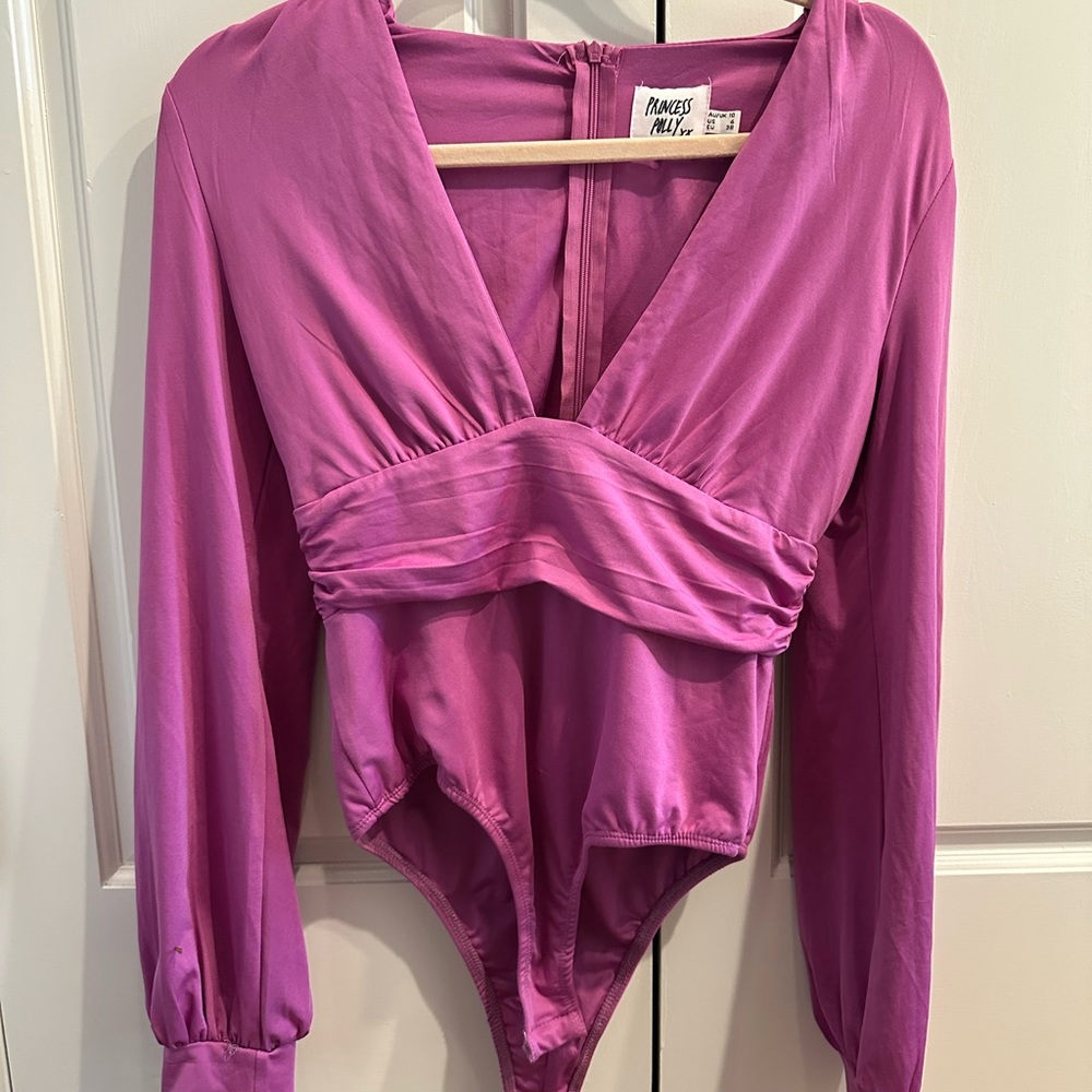 Princess Polly lightly worn purple bodysuit. Size M
